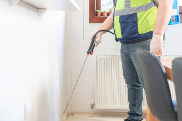 Best Affordable Pest Control Services  in Clifton, IL